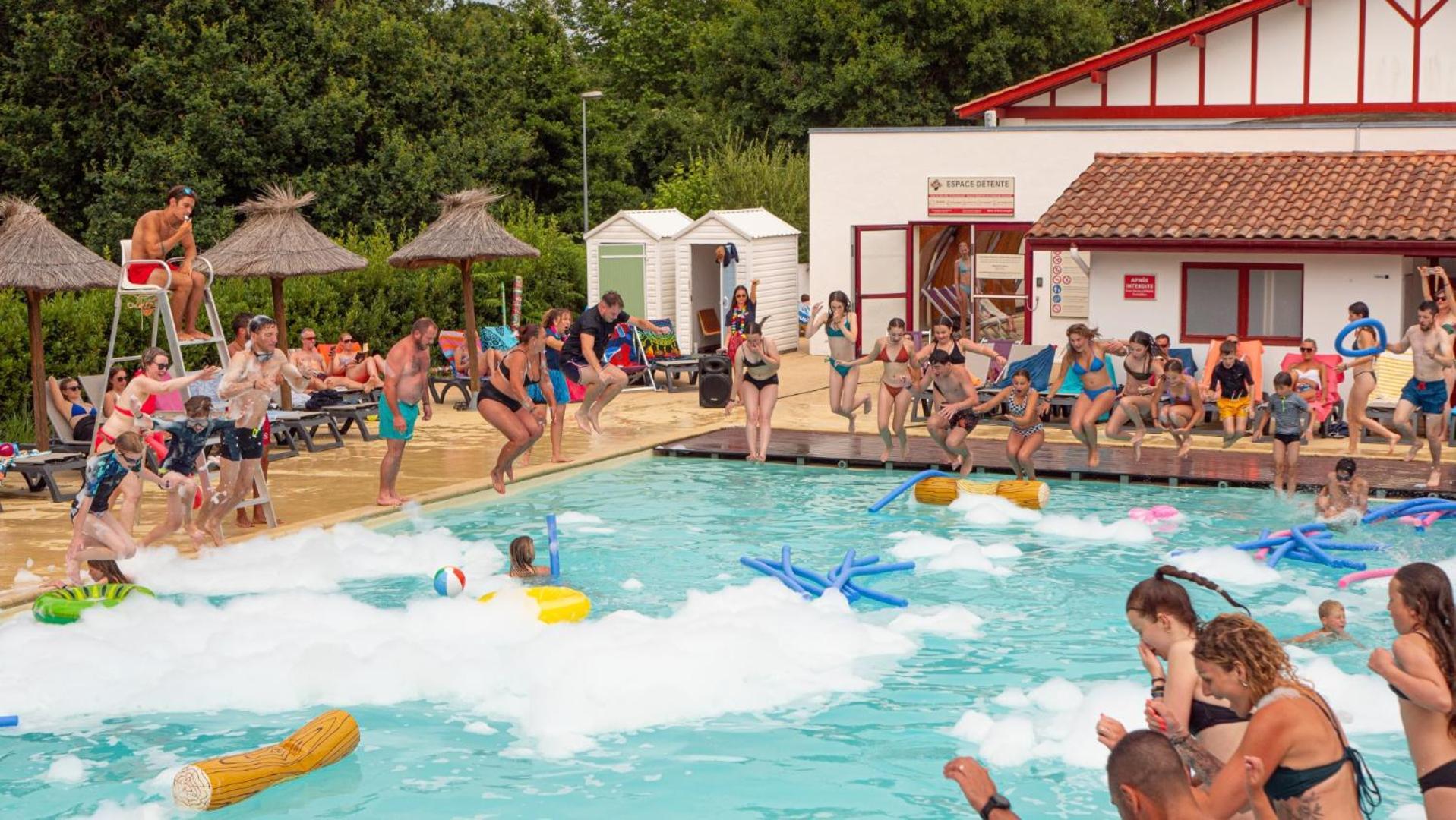 Camping Domaine Berrua - Maeva Selection Bidart Bagian luar foto